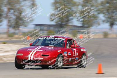 media/May-01-2022-CalClub SCCA (Sun) [[03a481c204]]/Group 5/Qualifying (I5)/